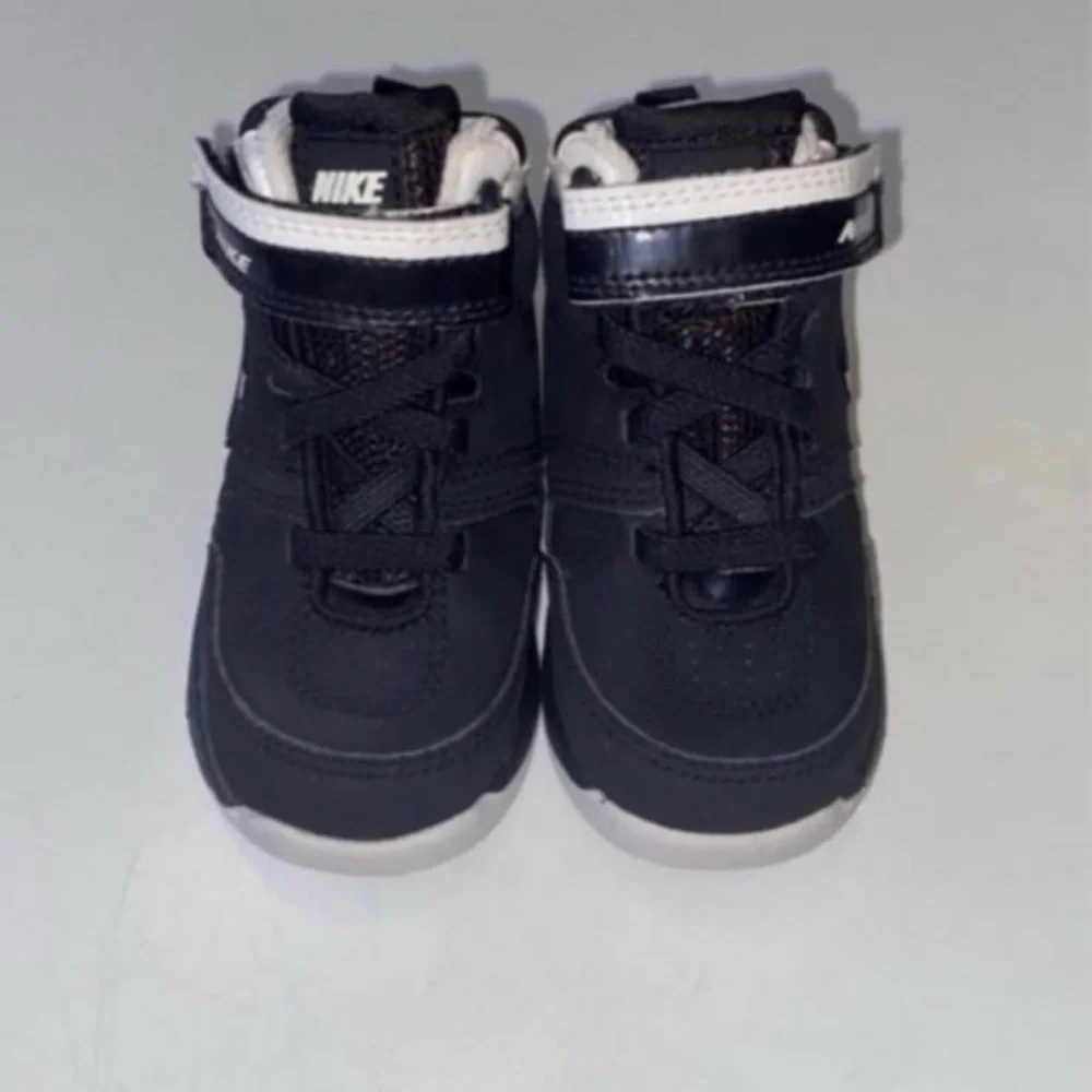 Nike high top